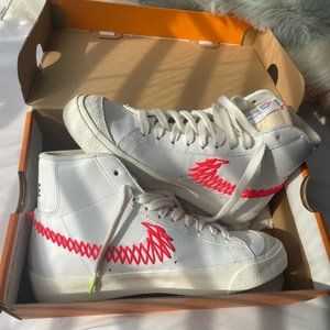 Blazer Mid '77 Vintage 'Double Zig Zag Stitched Swoosh'